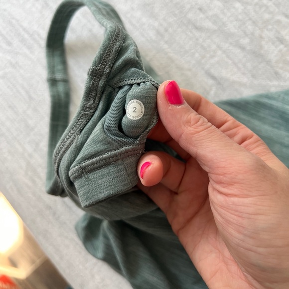 Lululemon Align Tank - Size 2 - Picture 5 of 6